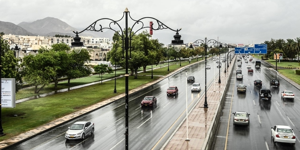 Heavy rains lashed several parts of Oman during the early hours of ...