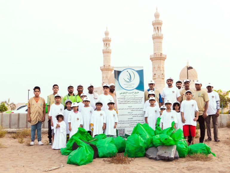 Beach clean-up campaign in Seeb