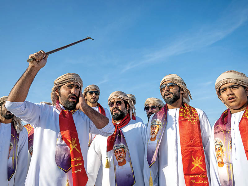 Citizens welcome H M Sultan Haitham in Musandam
