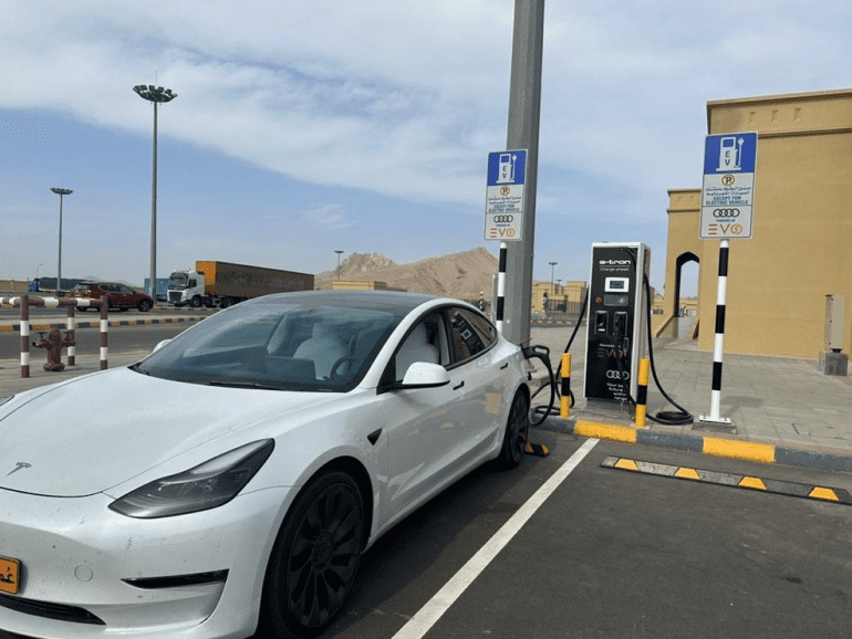 Fuel stations directed to instal charging points