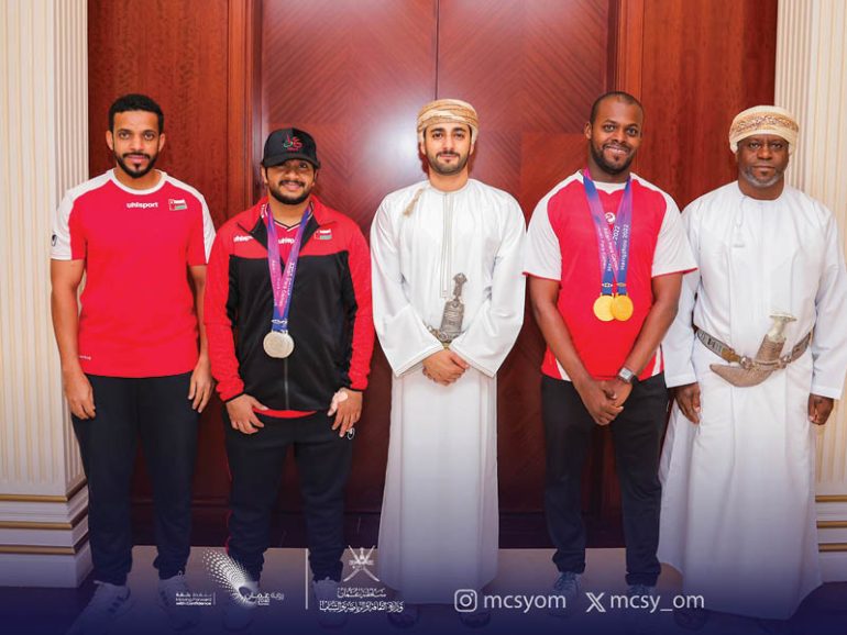 Sayyid Theyazin honours para athletes, rally driver Rawahi