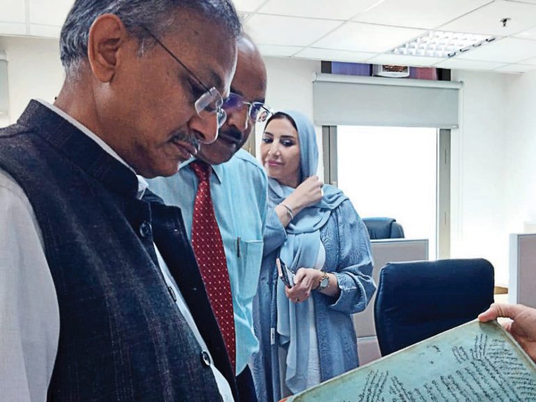 India gifts historical documents to Oman, to cooperate in archives field