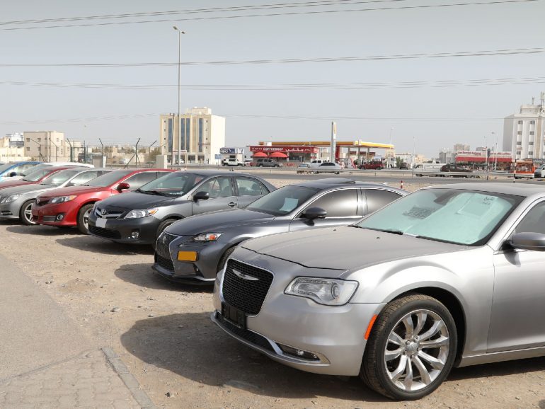 Municipality warns on illegal used-cars in Muscat streets
