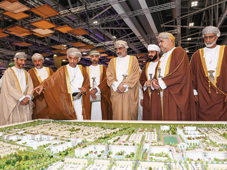 RO200mn pacts signed for Sultan Haitham City