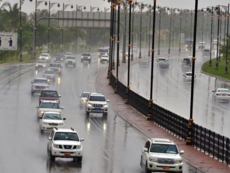 Oman braces for scattered rain and thunderstorms