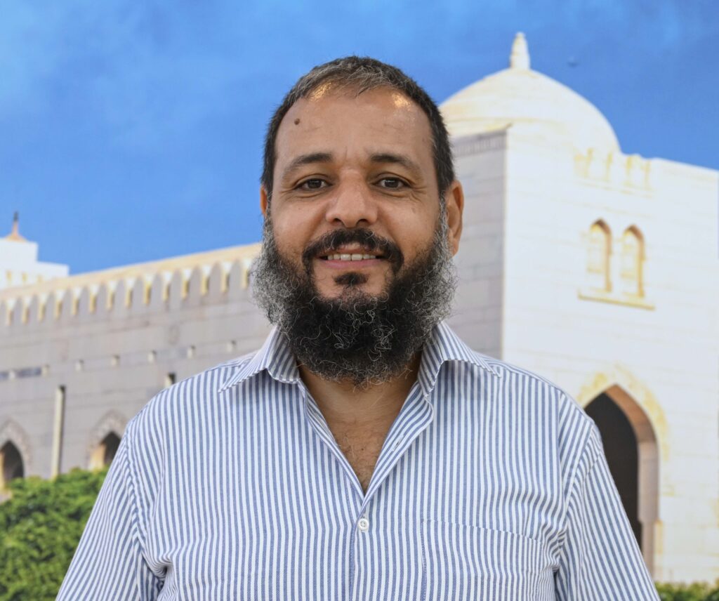 Omani pavilion draws strong crowd at Algiers International Fair