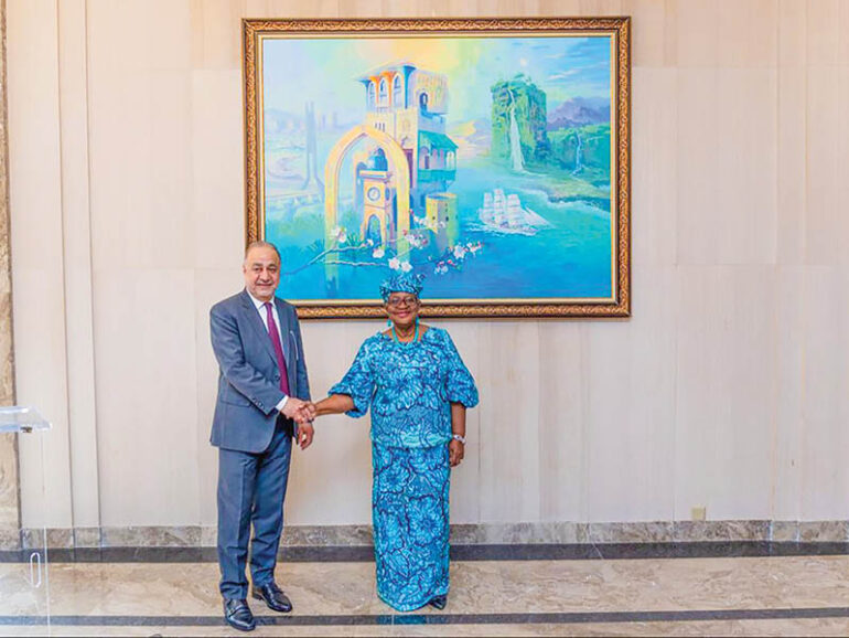 Oman presents commemorative plaque to WTO in Geneva