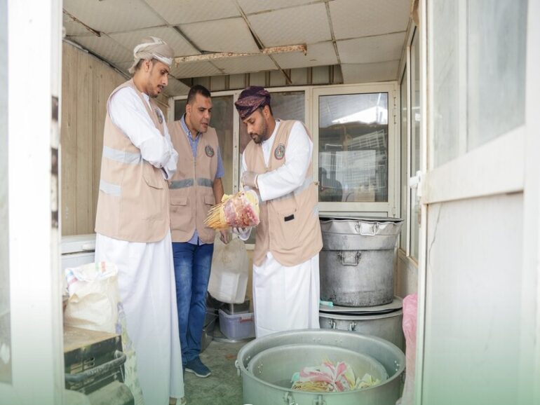 Dhofar-restaurants-penalised