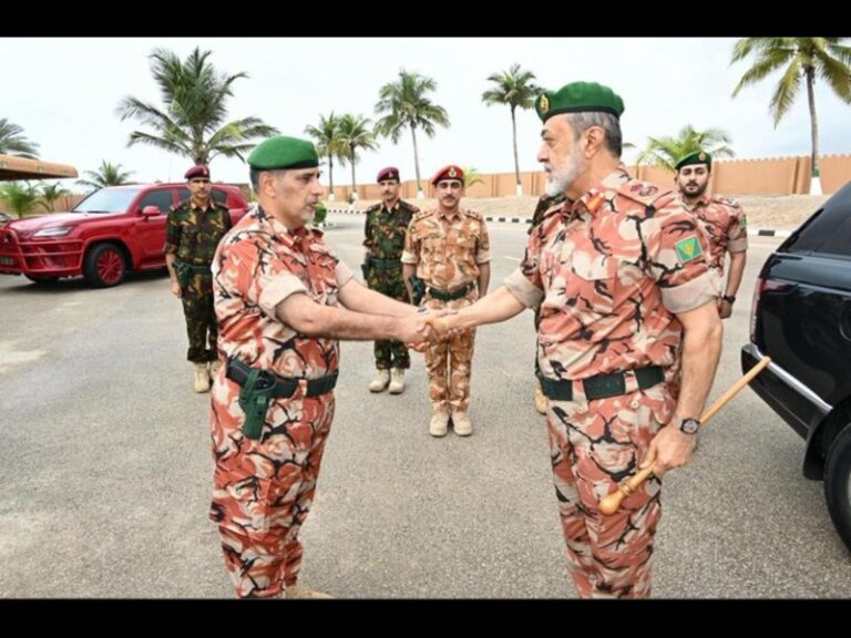 H M visits Dhofar Army unit, meets troops and officers