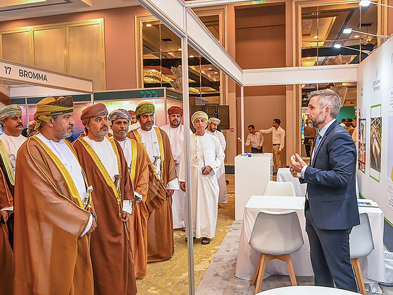 Global experts chart future of logistics at Salalah summit