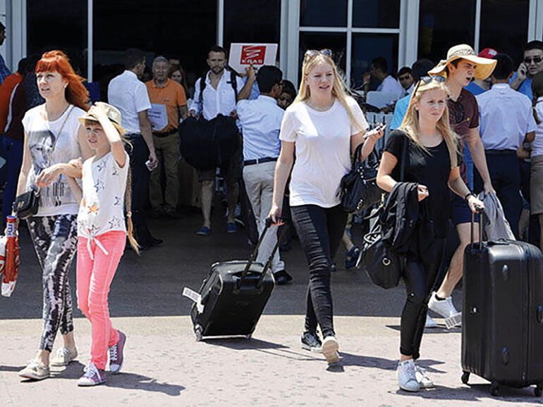 Record surge in Russian tourist arrivals this year in Oman