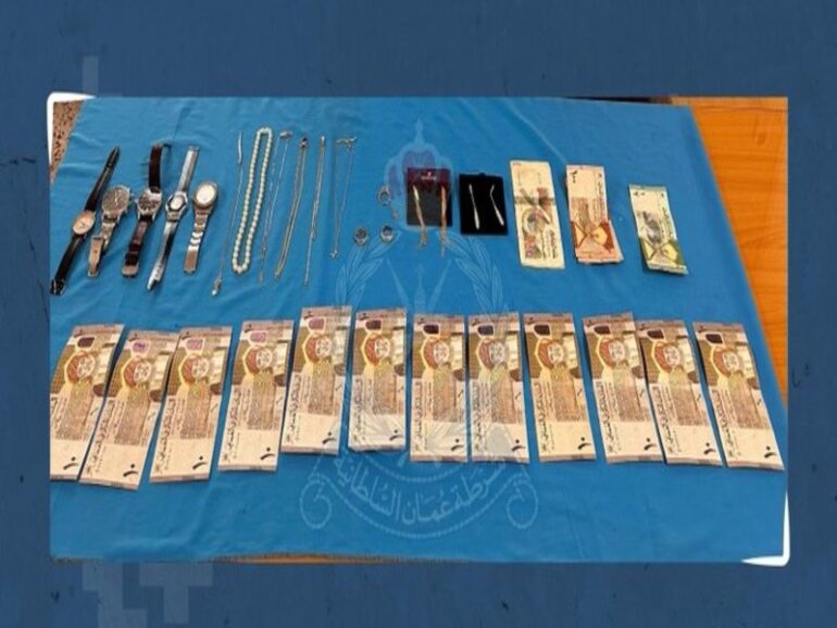 ROP arrests suspect for house burglary in Muttrah ROP arrests suspect for house burglary in Muttrah