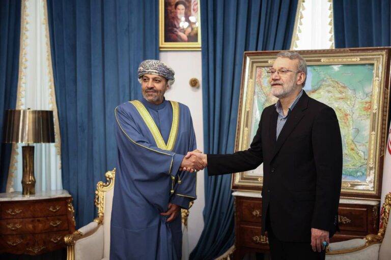 Interior Minister of Oman meets Iran’s Security Chief in Tehran