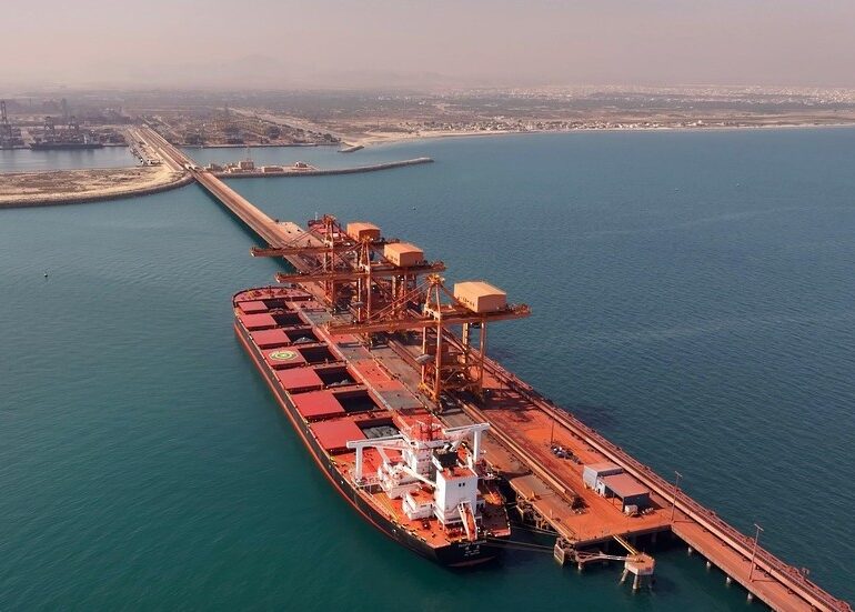 Oman’s trade surplus narrows to RO3.55bn in July due to fall in oil, gas exports