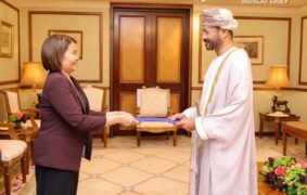 Sayyid Badr welcomes newly appointed ambassadors of Sri Lanka and Philippines