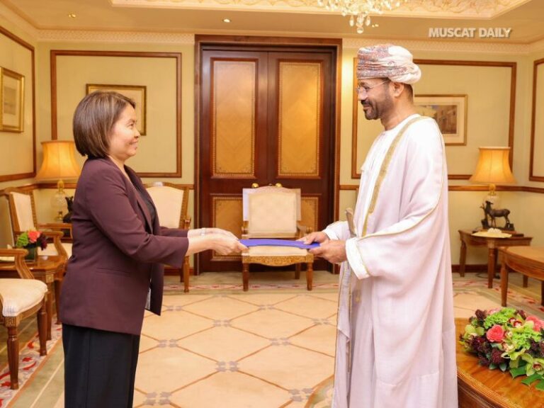 Sayyid Badr welcomes newly appointed ambassadors of Sri Lanka and Philippines