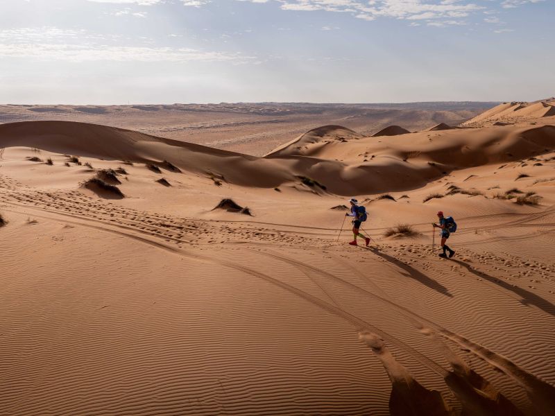 Moroccan athletes dominate second stage of the Oman Desert Marathon