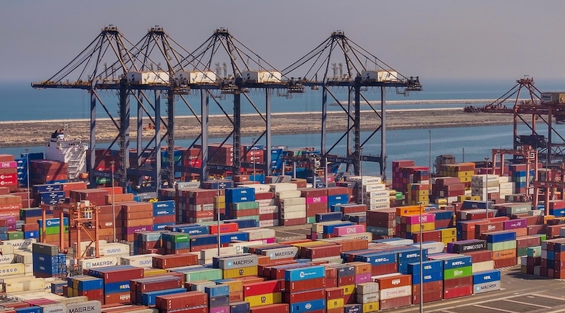Omani ports record strong growth in 2025