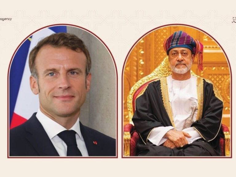 H M discusses regional conflict with Jordan King, French President