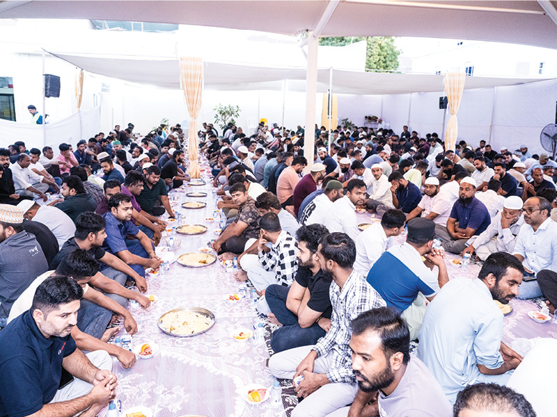 Community iftar keeps spirit alive at Hassan bin Thabith Mosque