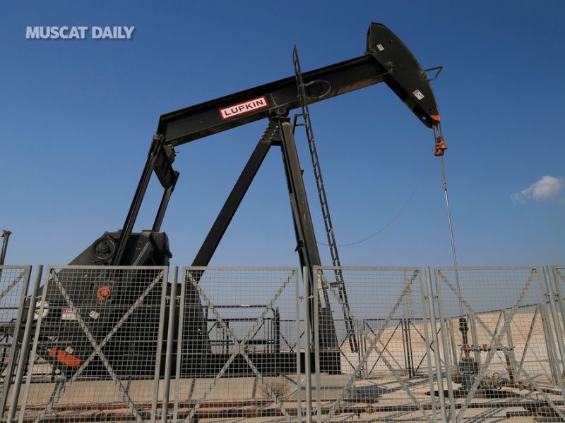Saudi Arabia, Iraq, UAE and Kuwait cut daily oil production