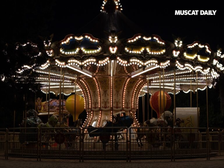 Entertainment centre closed after children's ride collapsed in Dhofar