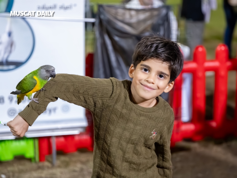 Feathered festival stars
