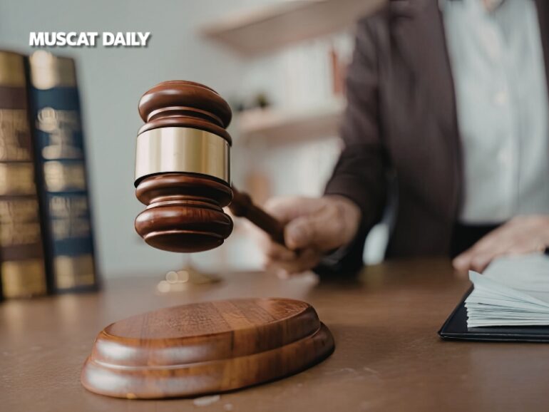 Firm fined RO800 for violating consumer law in Barka