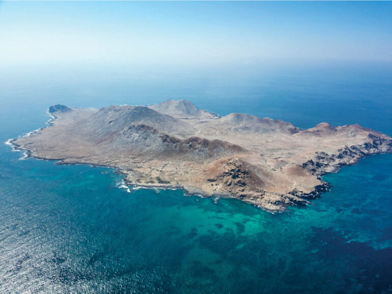 EA tightens controls to protect Hallaniyat Islands