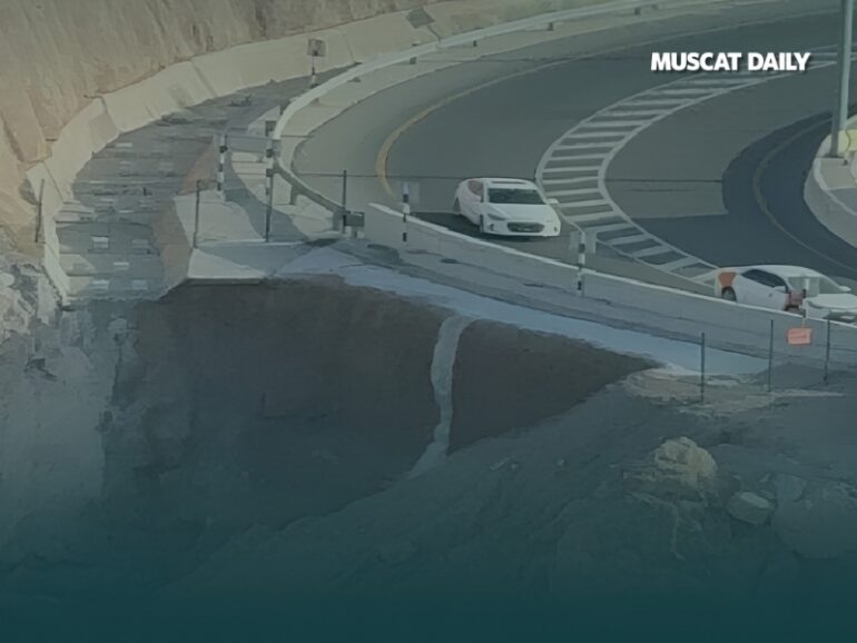 Muscat Municipality denies reports of damage on Amerat-Bausher road