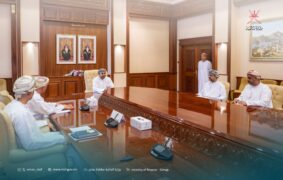 Sayyid Theyazin reviews fiscal performance, sustainability gains