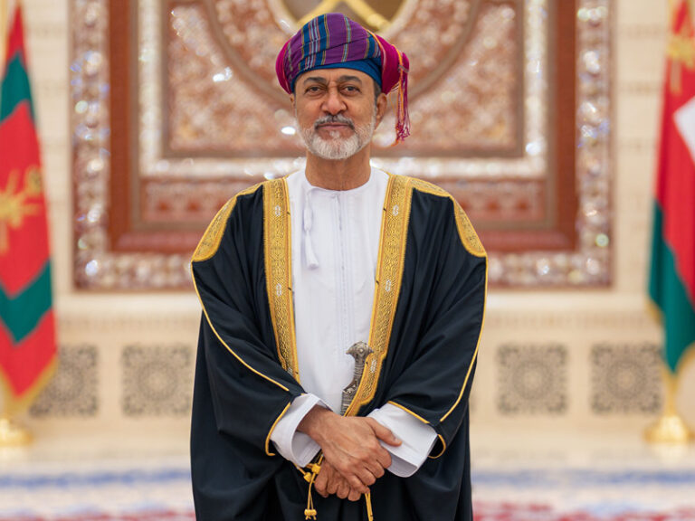 His Majesty issues Royal Decree on postal sector