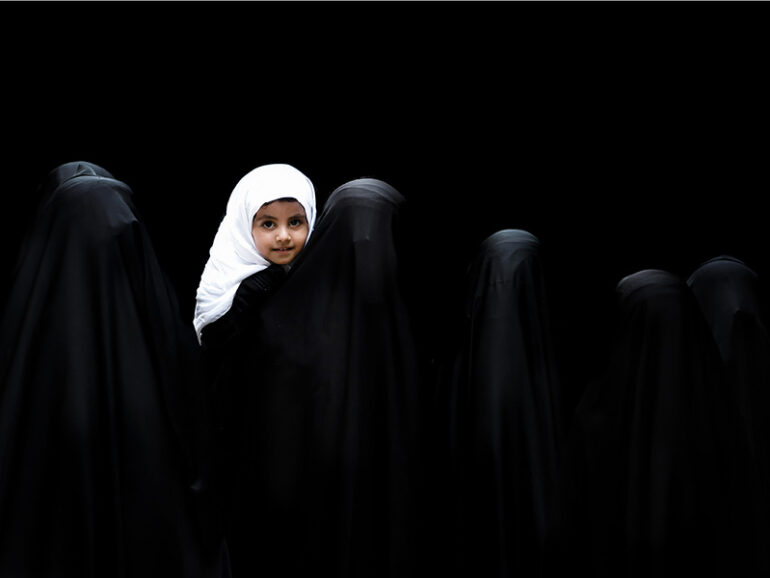 Omani youth win big at Russian photo contest