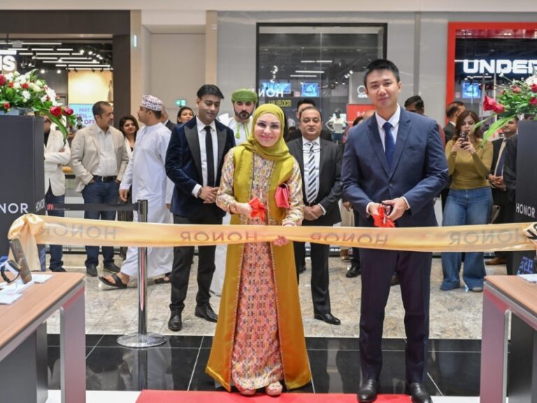 MHD-ITICS and HONOR introduces new HONOR experience store