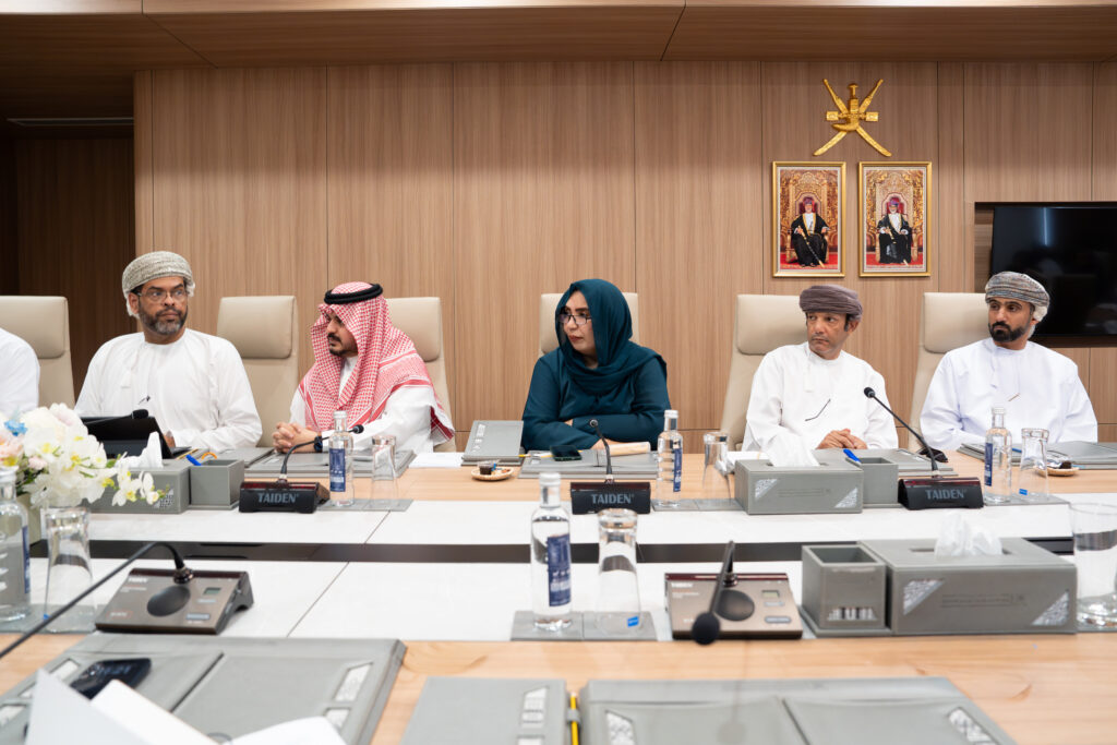 MoCIIP hosts open discussion to boost Omani Export 
