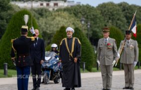 President Emmanuel Macron welcomes His Majesty the Sultan in France