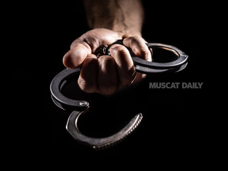 Two expats arrested for theft and illegal residency