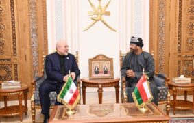 Oman, Iran call for de-escalation, safe navigation in Hormuz