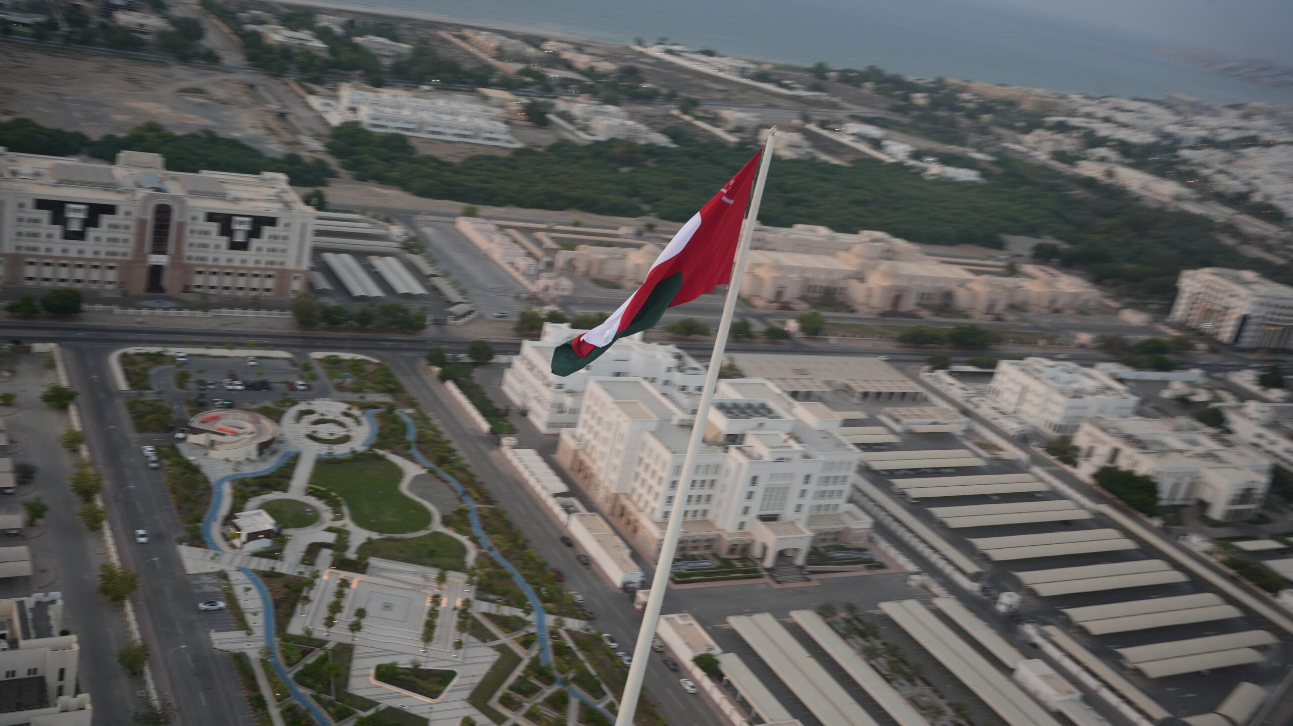Hubschrauberrundflug: 15 Minuten in der Luft | Muscat Daily| Oman News | ...