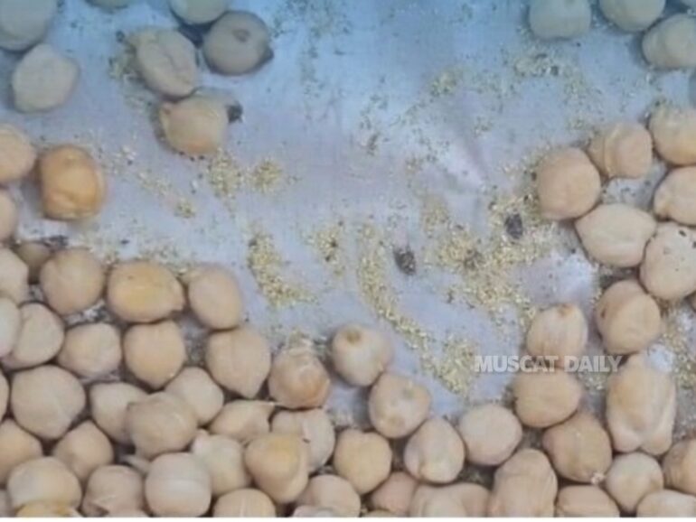 Authorities destroy 50kg of unfit nuts and dates in Suwaiq