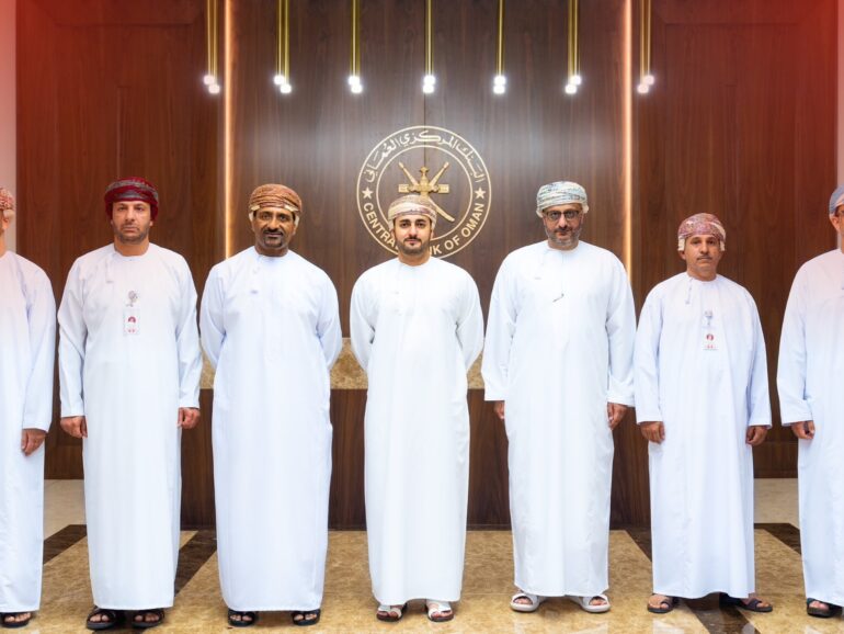 H H Sayyid Theyazin visits Central Bank of Oman, highlights youth empowerment