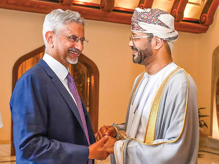 Oman, India discuss Strait of Hormuz security, strategic ties