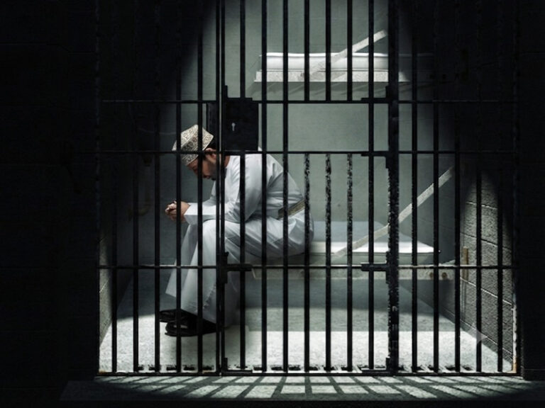 3 sentenced for cybercrime and vote buying in Oman