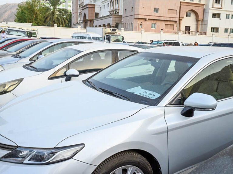 Repaired imported cars in Oman
