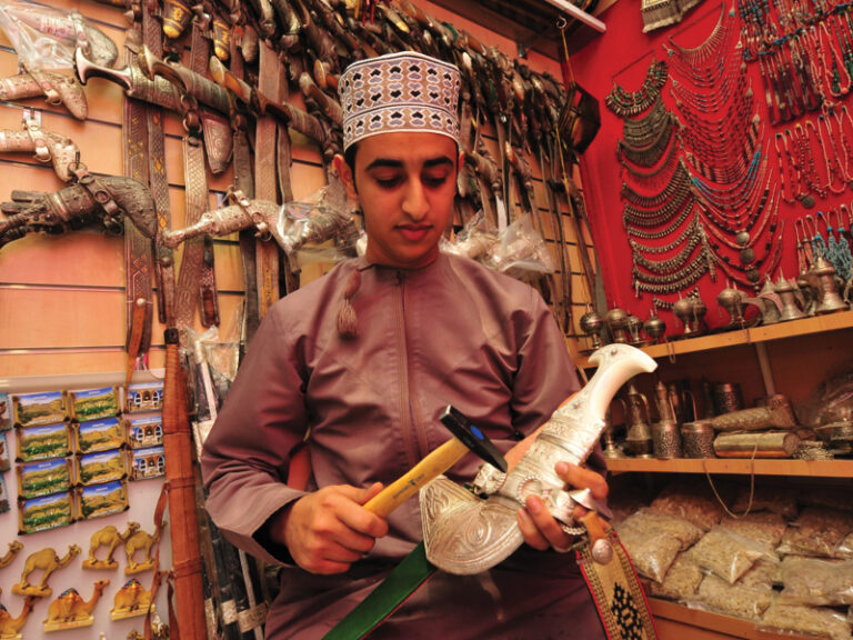 Omani handicrafts forum to enrich Khareef Dhofar from August 10