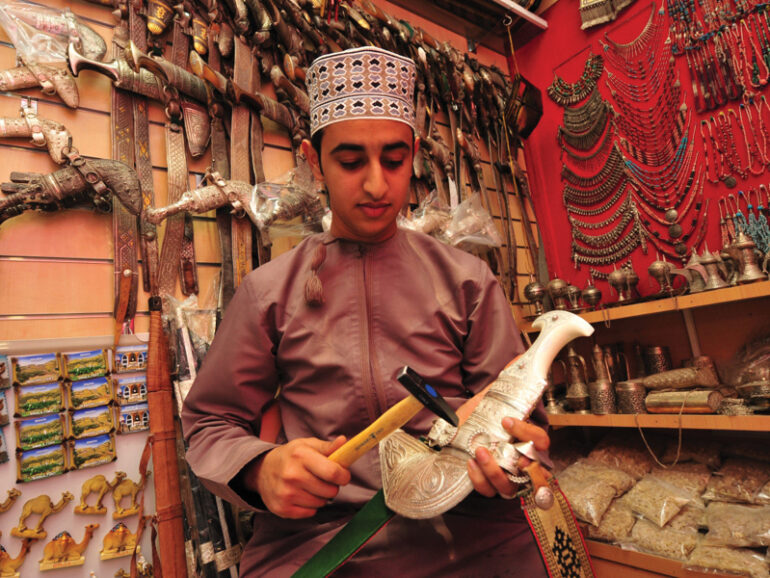 Omani handicrafts forum to enrich Khareef Dhofar from August 10