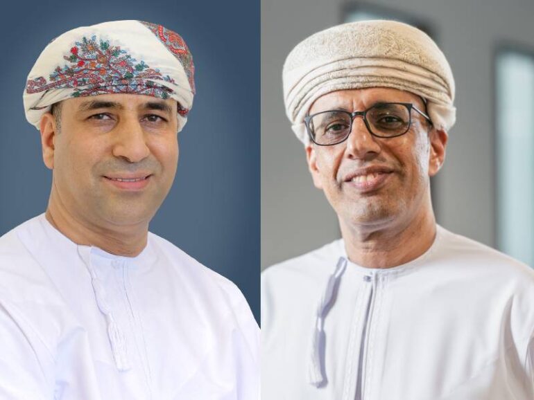 Oman Air CEO Nasser Al Sharji (L) and SalamAir CEO Yaqoob bin Saif Al Kiyumi
