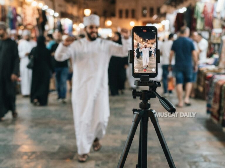 Omani Citizen Sentenced for Indecent Social Media Videos and Currency Disrespect