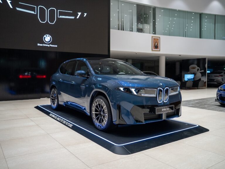 The all new BMW iX3 brings the Neue Klasse to Oman