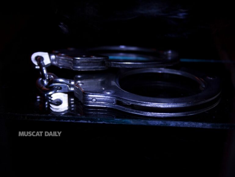 Two arrested for shop burglary in Seeb: ROP